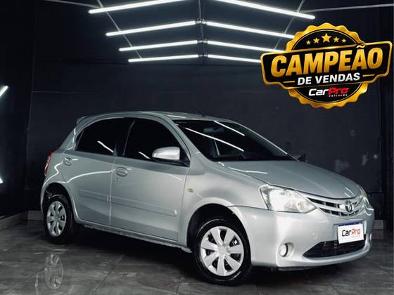 TOYOTA ETIOS 1.5 XS 16V FLEX 4P MANUAL TOYOTA ETIOS 1.5 XS 16V FLEX 4P MANUAL